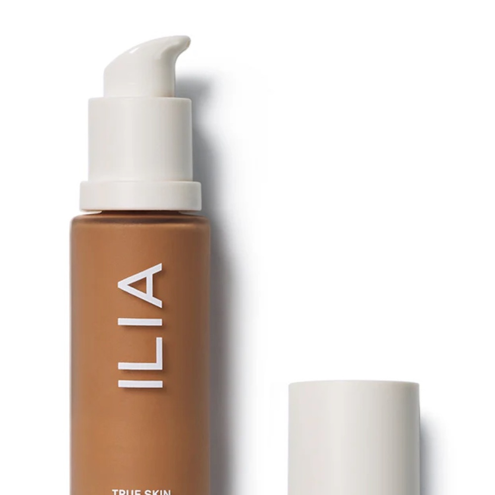 Ilia True Skin Serum Foundation in Shade 10.5 Sardinia